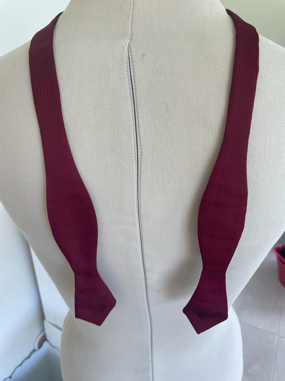 Beau Brummel Bowtie Burgundy Batwing Silk Self Tie   Vintage